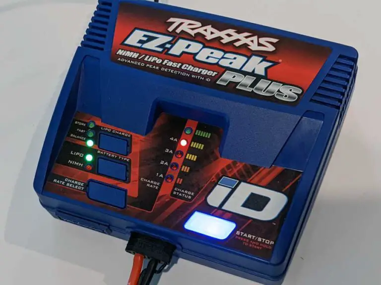 Traxxas 4 Amp Charger Flashing Red