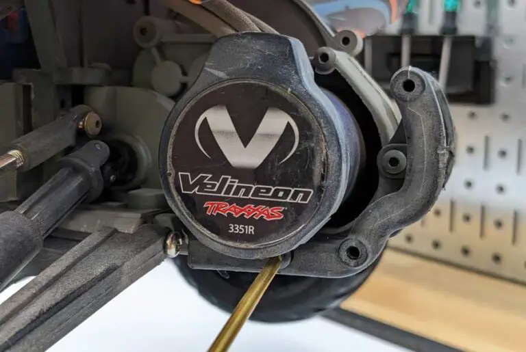 Installing the Traxxas Wheelie Bar [Rustler Upgrades] Clutch RC