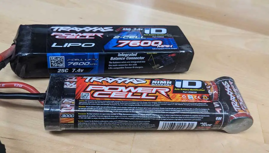 A Traxxas LiPo and NiMH battery side by side